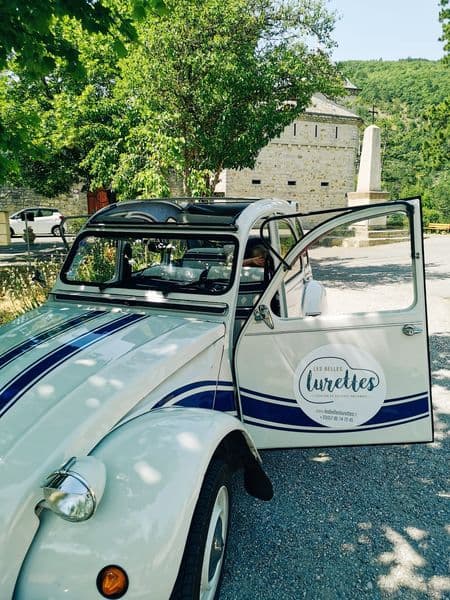 Les belles lurettes, location 2cv en Provence